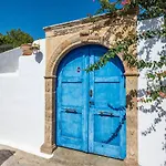 Alykes Beachside Stylish With Private Pool South Rhodes Lakhania