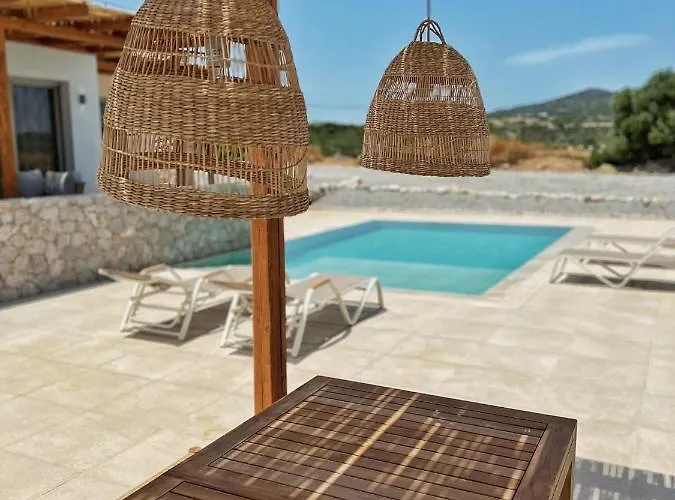Alykes Beachside Stylish With Private Pool South Rhodes