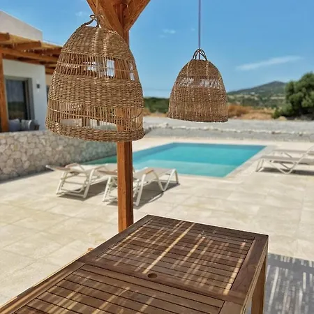 Alykes Beachside Stylish With Private Pool South Rhodes